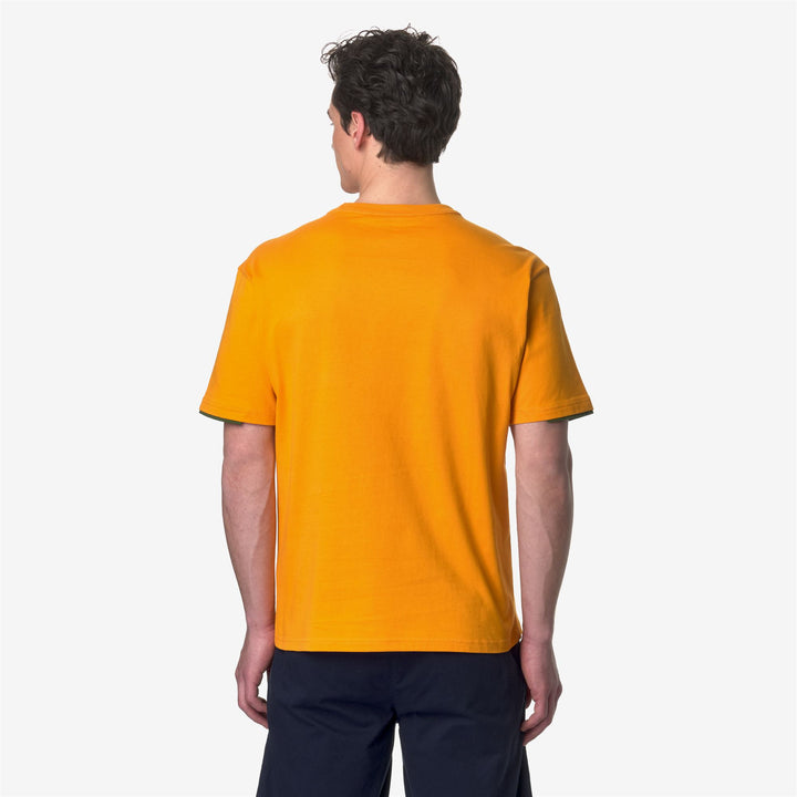T-ShirtsTop Man FANTOME CONTRAST POCKETS T-Shirt ORANGE MD - GREEN CYPRESS - BLUE FIORD Dressed Front Double		