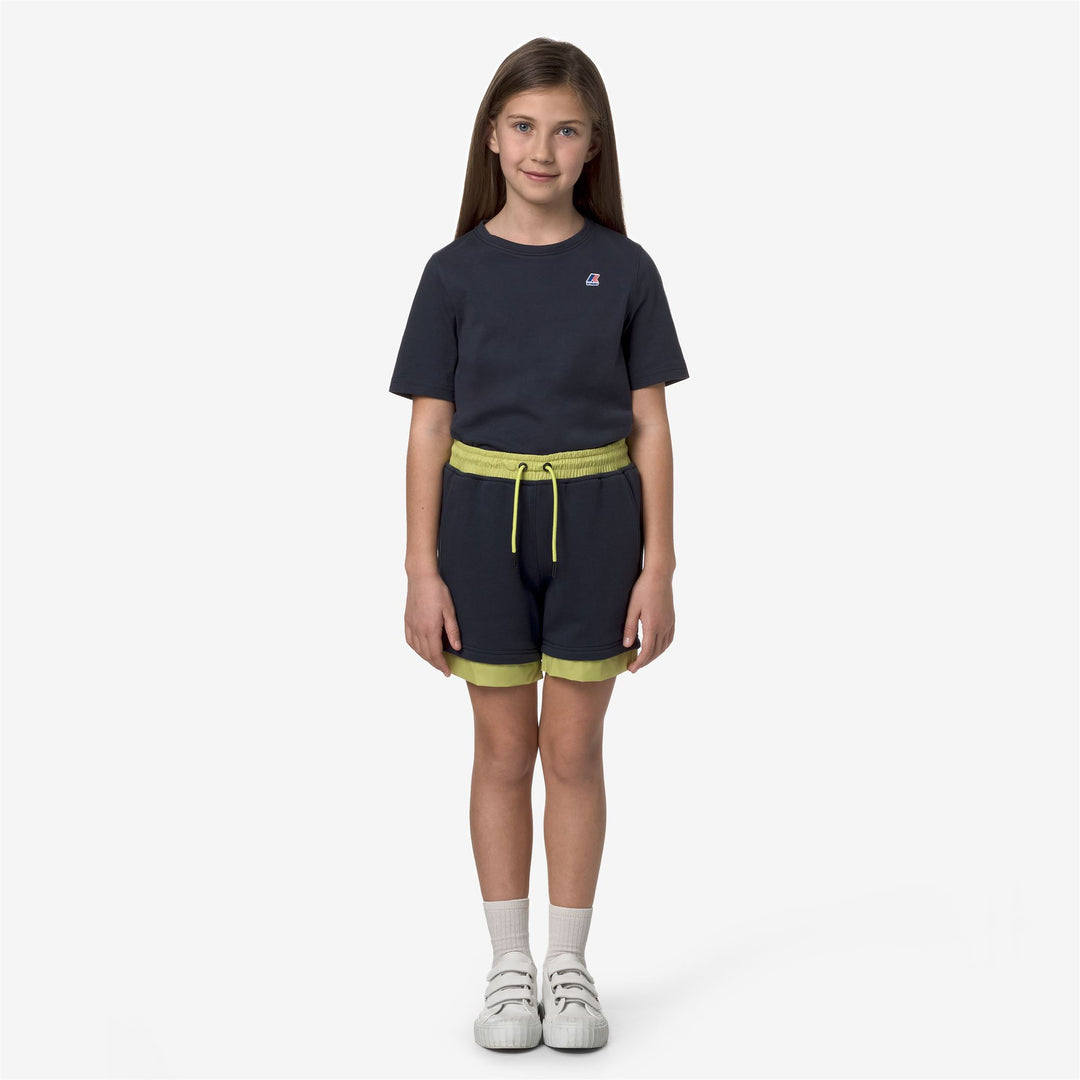 Shorts Kid unisex P. LE VRAI NEST NYLON PC Sport  Shorts BLUE DEPTH-GREEN CELERY Dressed Back (jpg Rgb)		