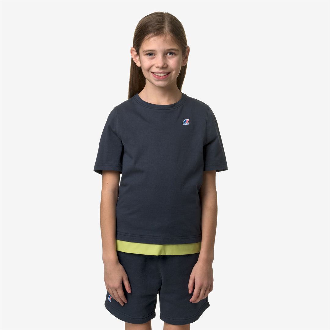 T-ShirtsTop Boy P. LE VRAI SERI NYLON PC T-Shirt BLUE DEPTH-GREEN CELERY Dressed Back (jpg Rgb)		