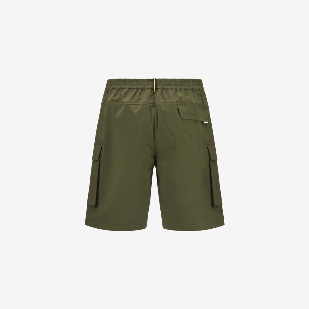 Shorts Man BASTYEL Cargo GREEN CYPRESS Dressed Front (jpg Rgb)	