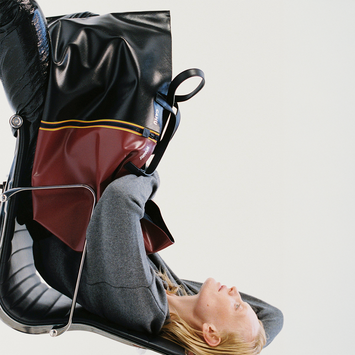 K-Way: <h2 class="h1 hero__title" style="font-weight: bold">Il design iconico incontra l'innovazione</h2> K-WAY | CAHU