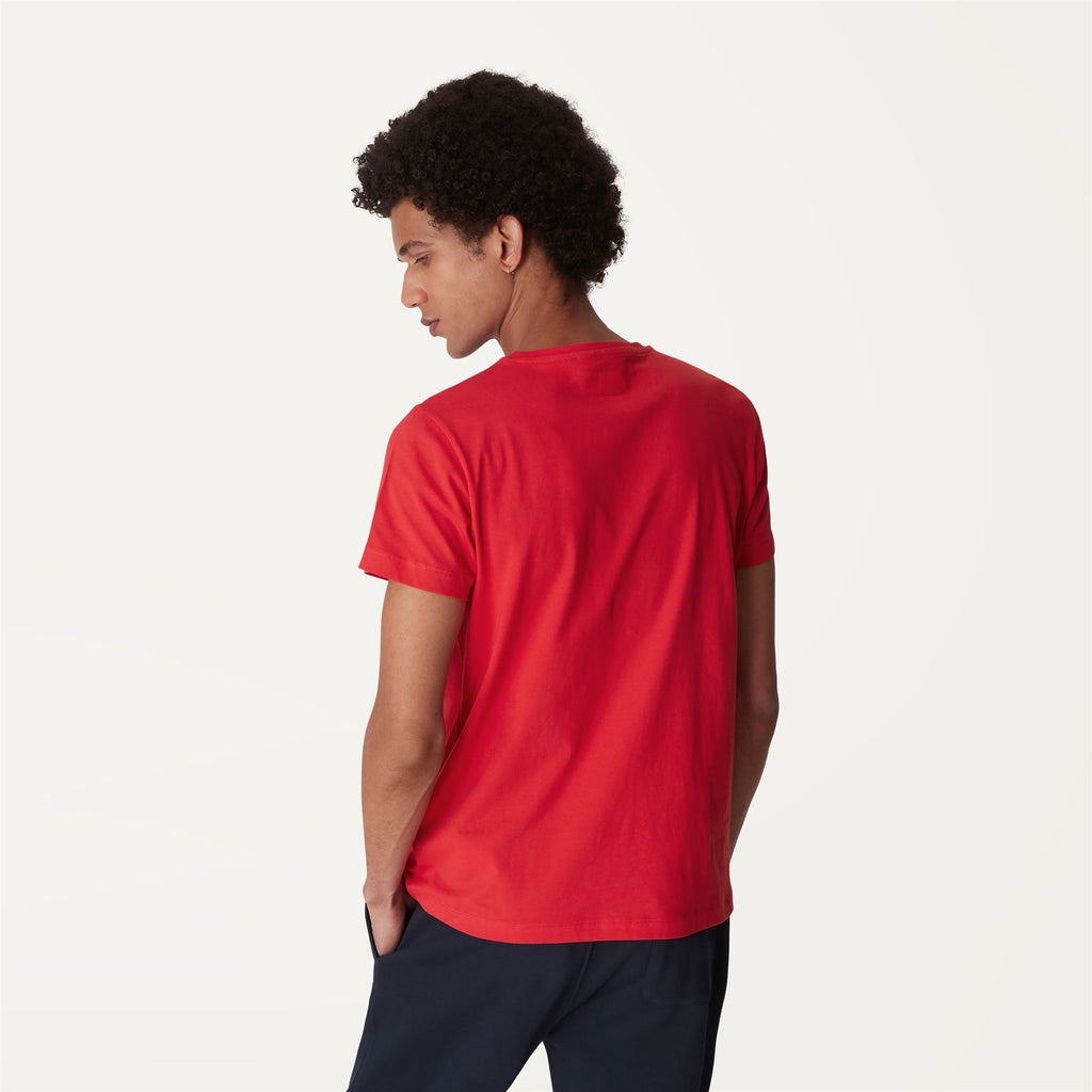 T-Shirts & Top_UNISEX_LE VRAI EDOUARD_T-Shirt_Red - Commercial 6