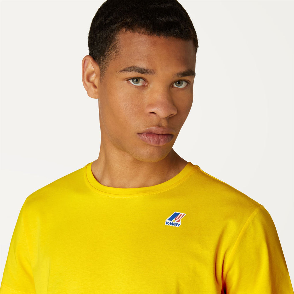T-Shirts & Top_UNISEX_LE VRAI EDOUARD_T-Shirt_Yellow Dk - Commercial 7
