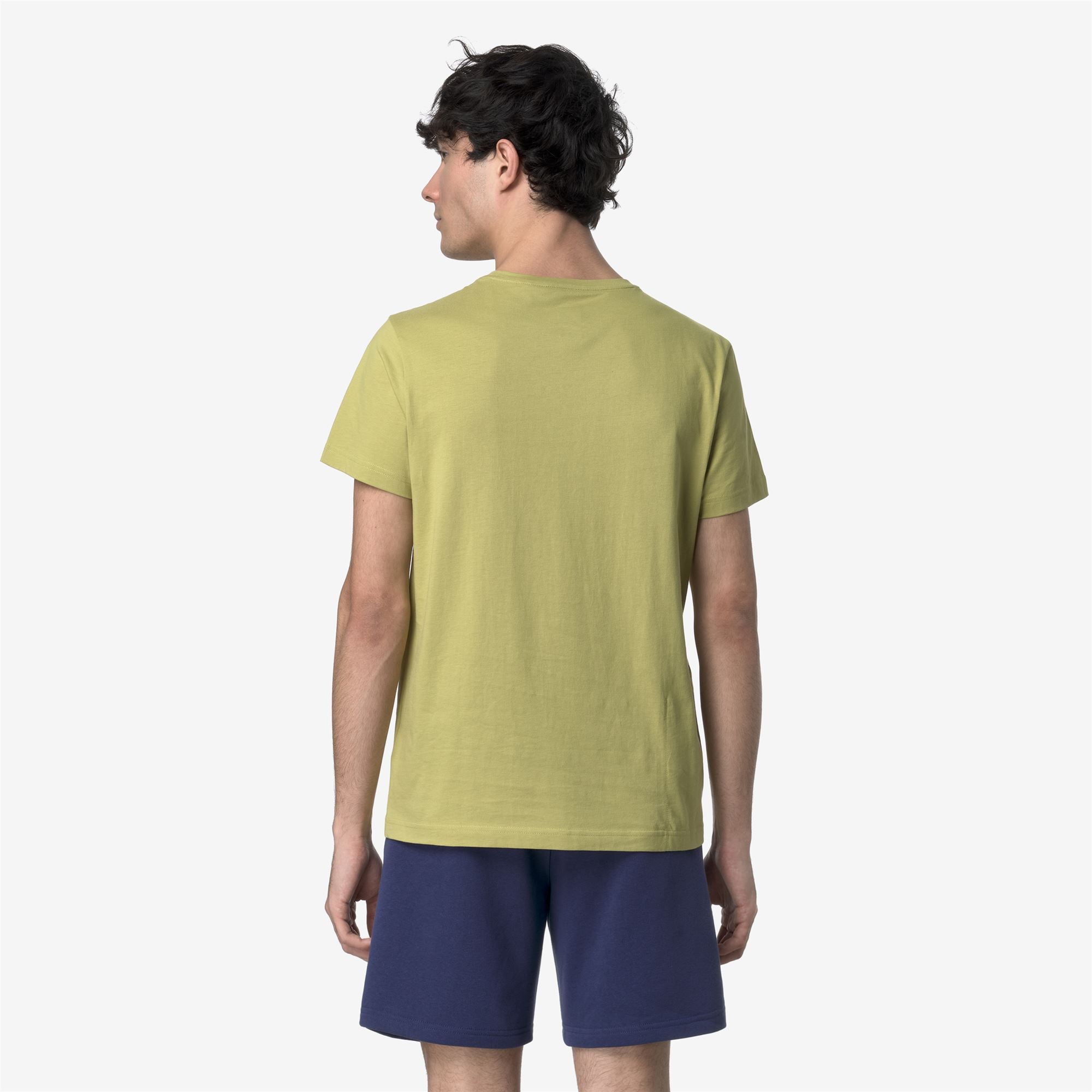 T-Shirts & Top_UNISEX_LE VRAI EDOUARD_T-Shirt_Green Moss - Commercial 6