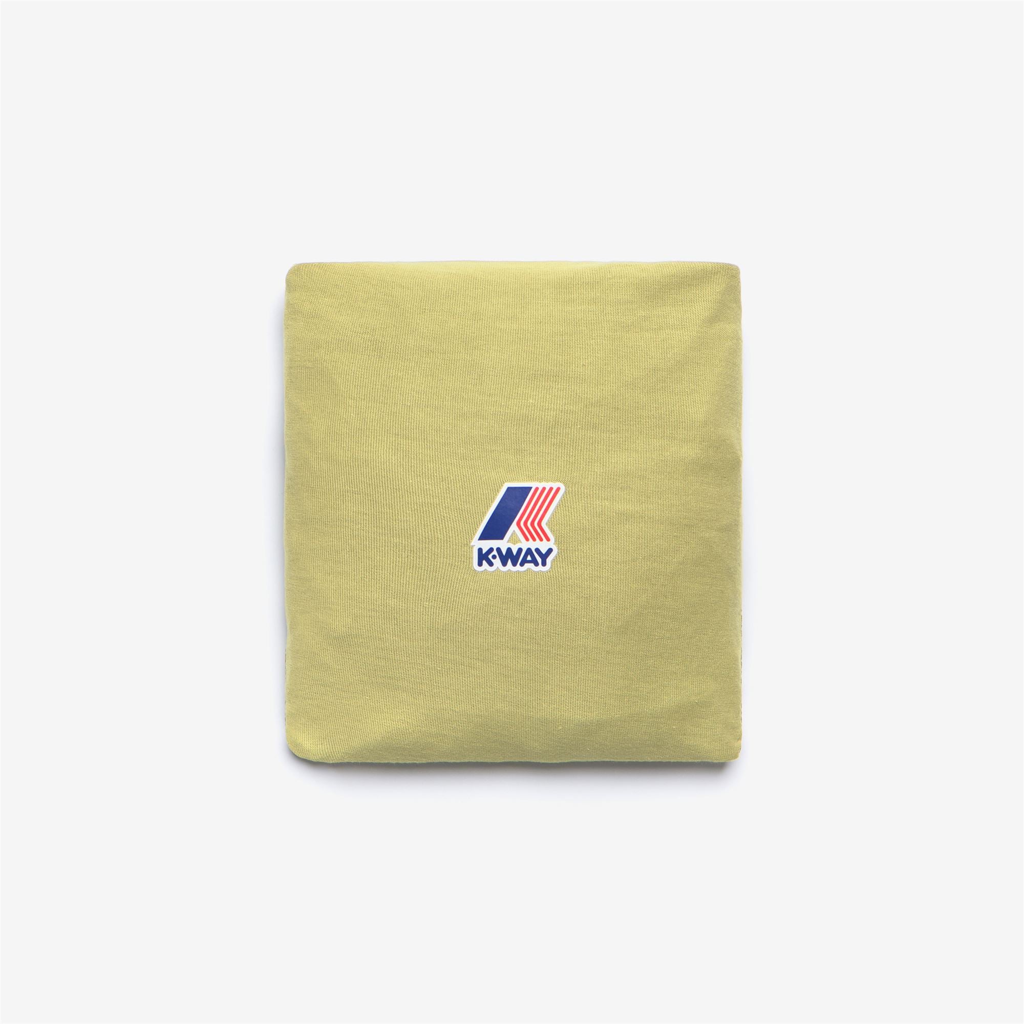 T-Shirts & Top_UNISEX_LE VRAI EDOUARD_T-Shirt_Green Moss - Commercial 2