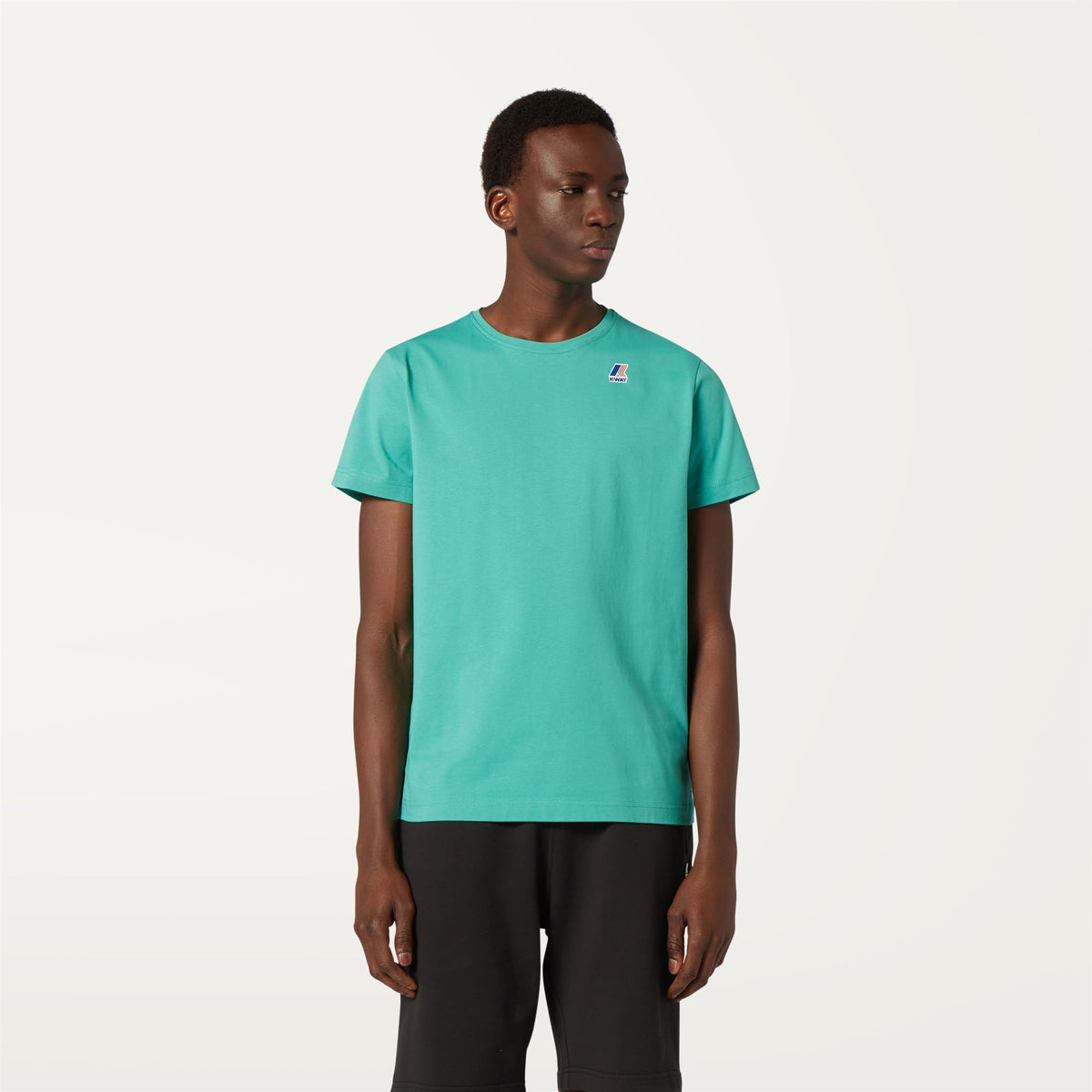 T-Shirts & Top_Unisex_LE VRAI EDOUARD_T-Shirt_Green Marine - Commercial 4