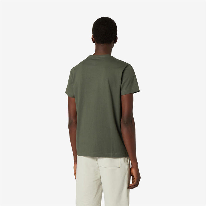 T-Shirt Unisex Pieghevole Verde Scuro con Vestibilità Moderna 3