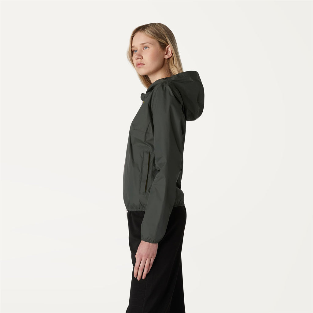 Jackets_Woman_LIL PLUS.DOT_Short_Black Torba - Commercial 5