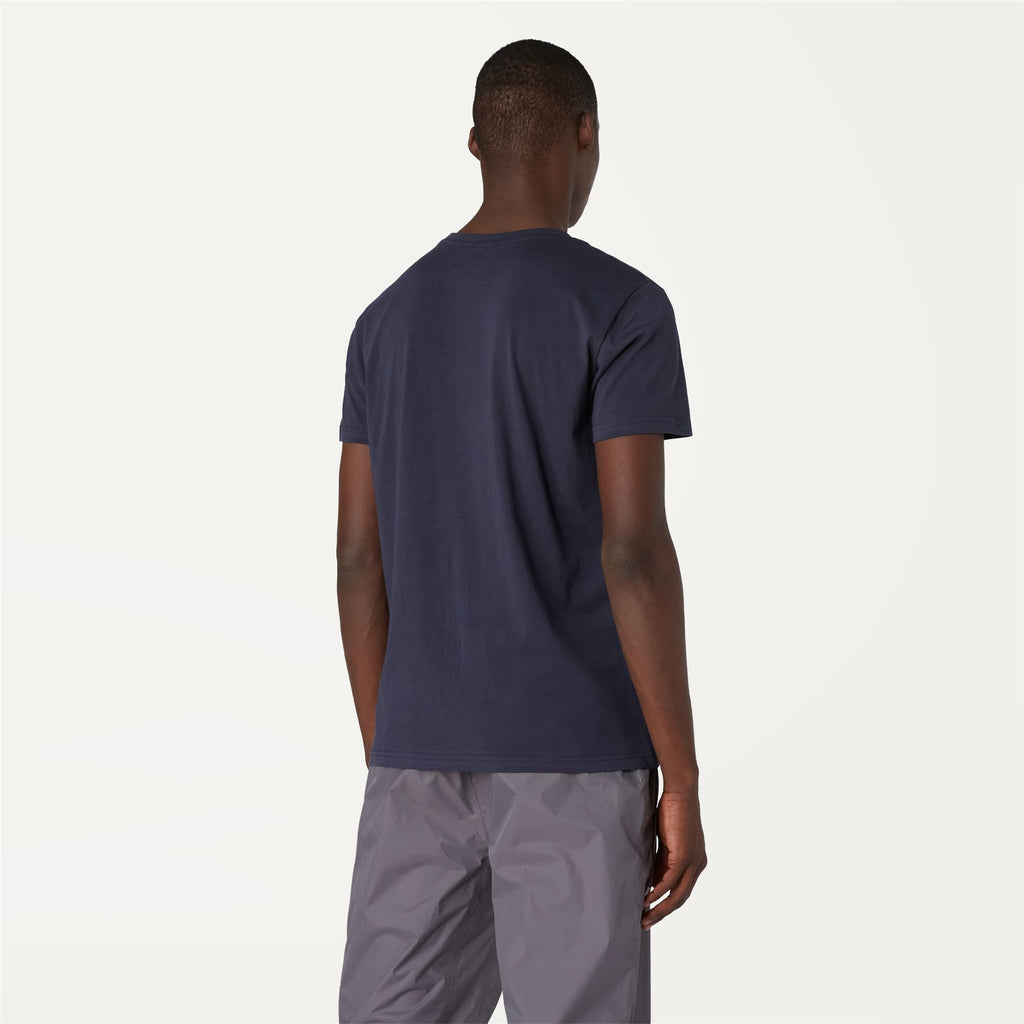 T-Shirts & Top_Man_Pete Macro Logo_T-Shirt_Blue Depth - Commercial 6