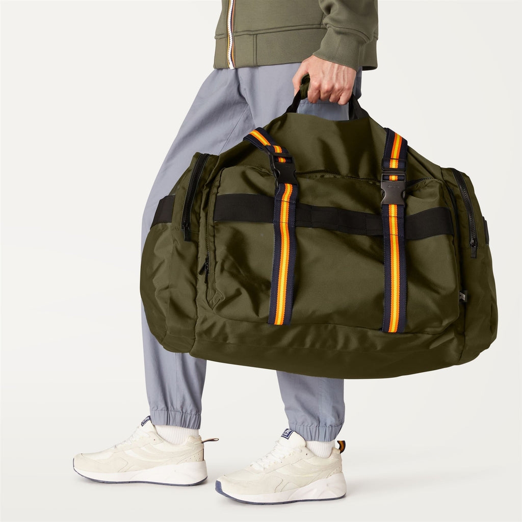Bags_Unisex_ESSONNE_Duffle_GREEN BLACKISH - Commercial 7