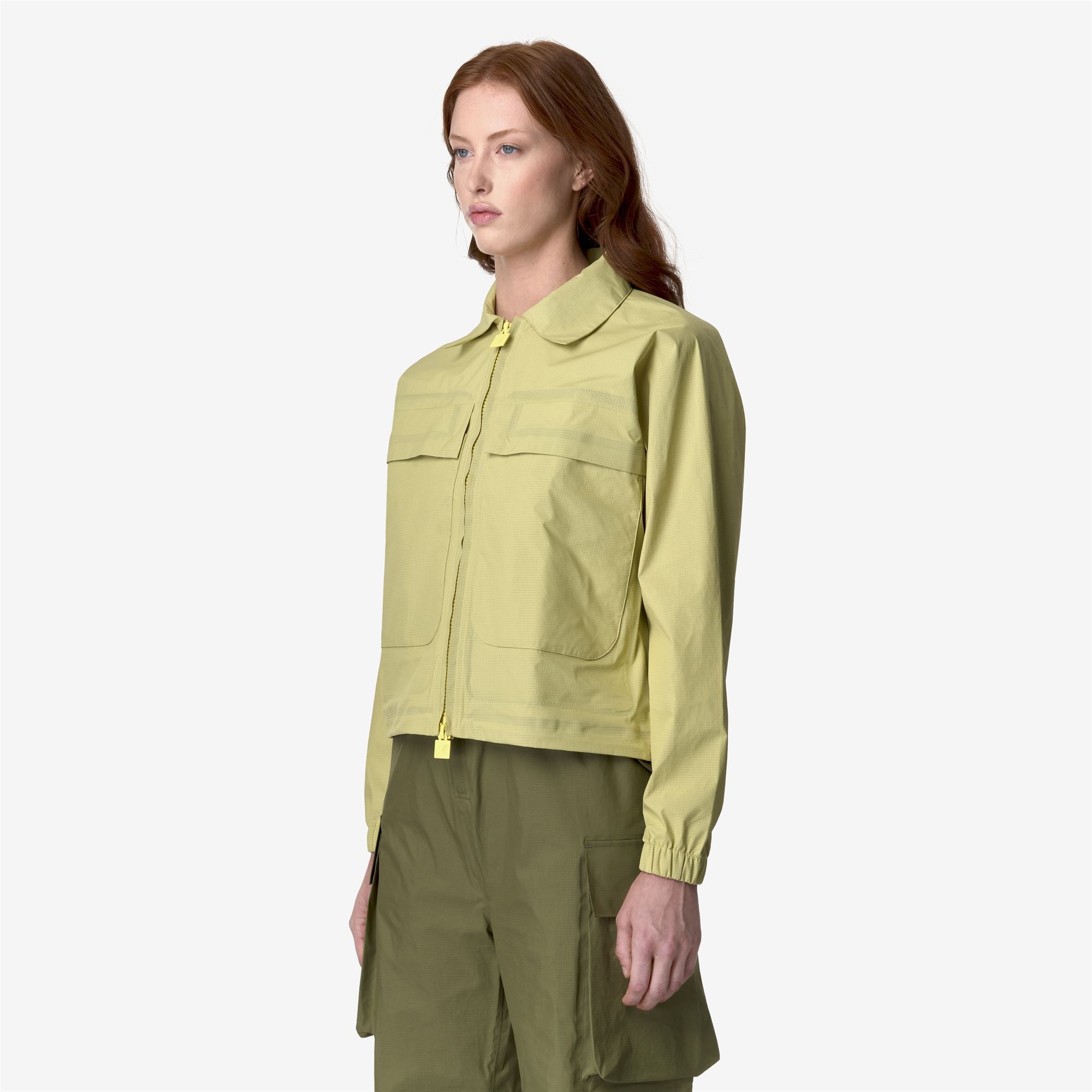 Jackets_WOMAN_SOI-SHELL_Short_Yellow Soleil - Commercial 5