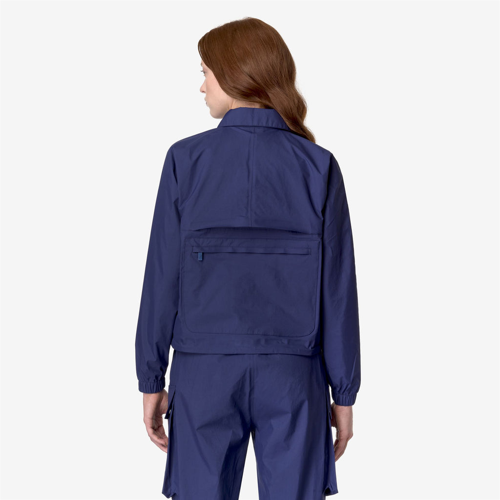 Jackets_WOMAN_SOI-SHELL_Short_Blue Md Cobalt - Commercial 6