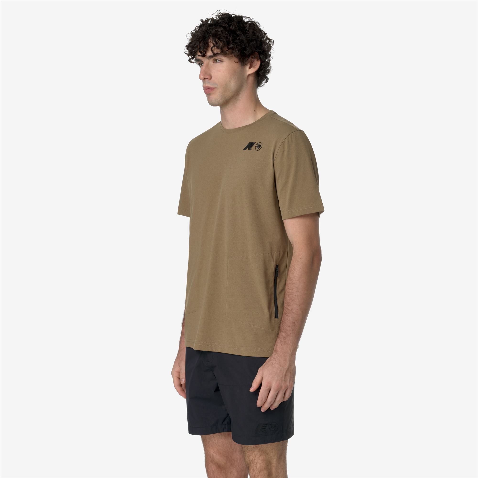 T-Shirts & Top_Unisex_SERIL CORAL GARDENERS_T-Shirt_Brown Corda - Commercial 5
