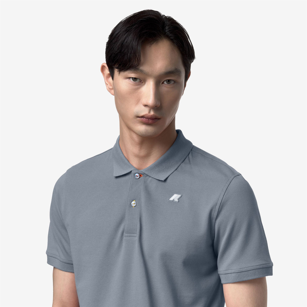 Polo de algodón elástico slim fit en gris azul para hombre main