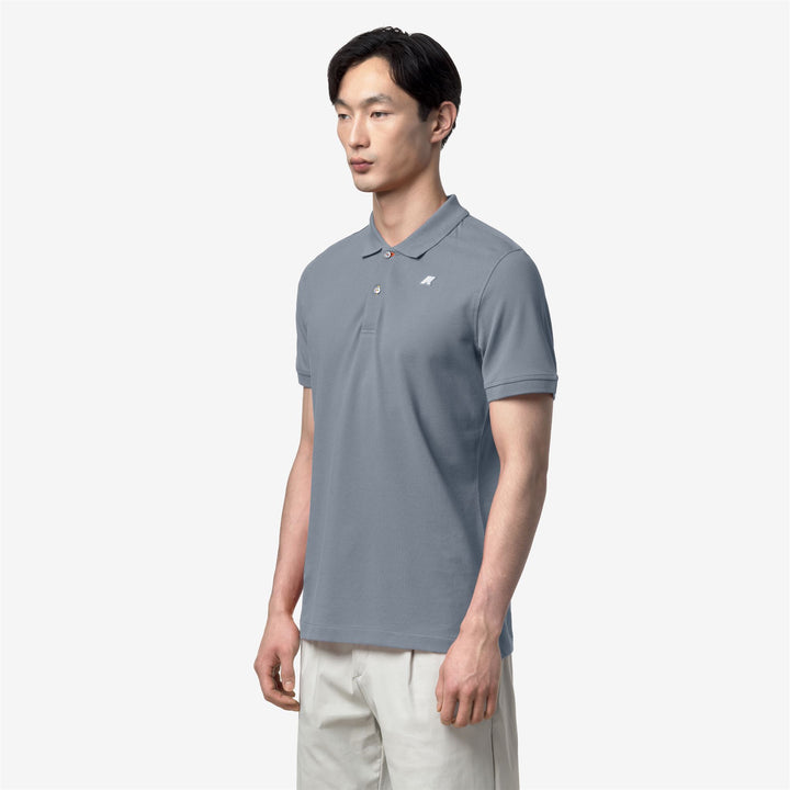 Polo de algodón elástico slim fit en gris azul para hombre 4