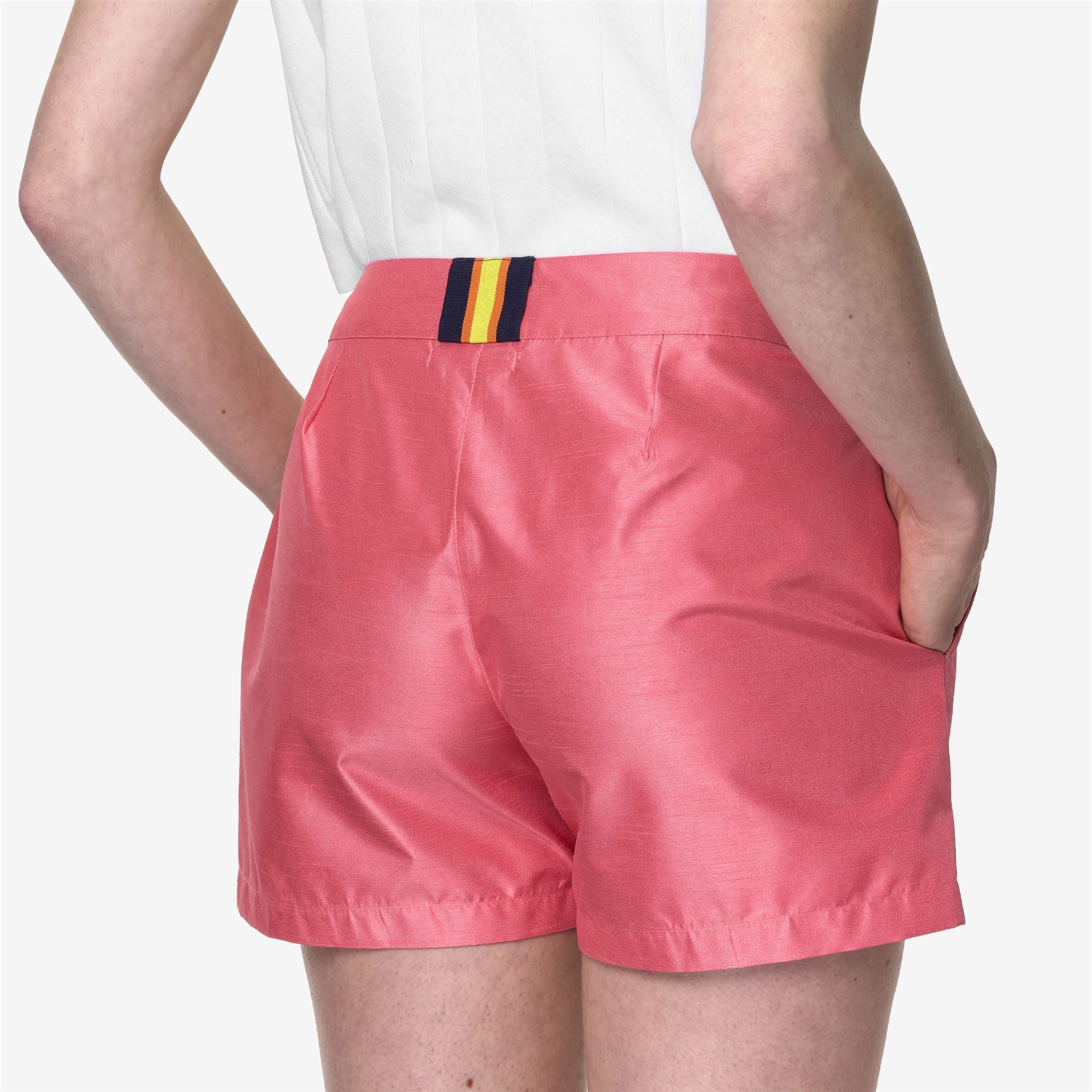 Shorts_WOMAN_SHORY SHANTUNG - LIKE 2L_Sport Shorts_PINK CAMELIA SHANTUNG - Commercial 7