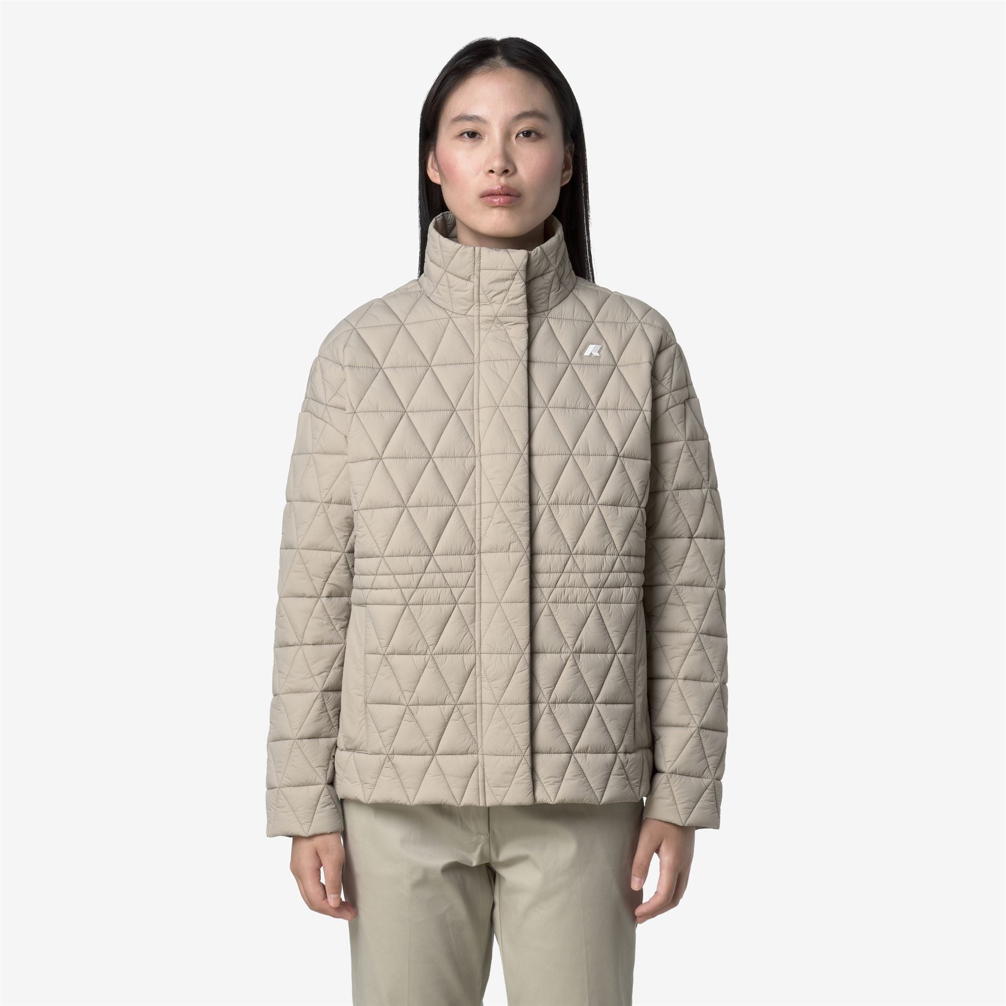 Jackets_WOMAN_SELENE DIAMOND QUILTED WARM_Mid_Beige Cashmere - Commercial 4