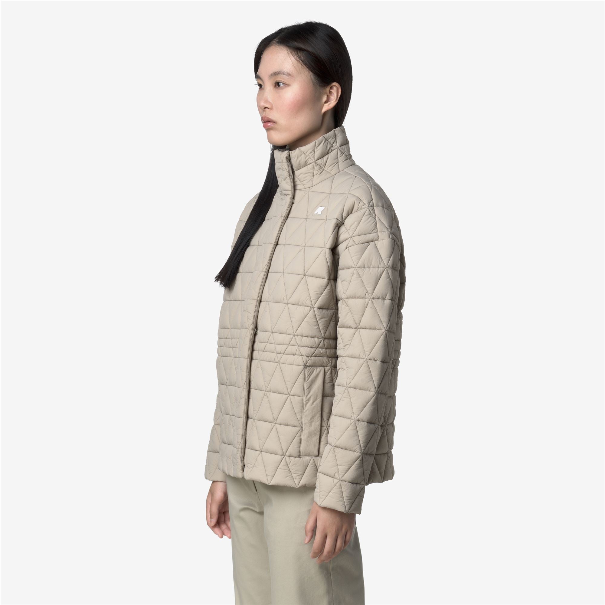 Jackets_WOMAN_SELENE DIAMOND QUILTED WARM_Mid_Beige Cashmere - Commercial 5