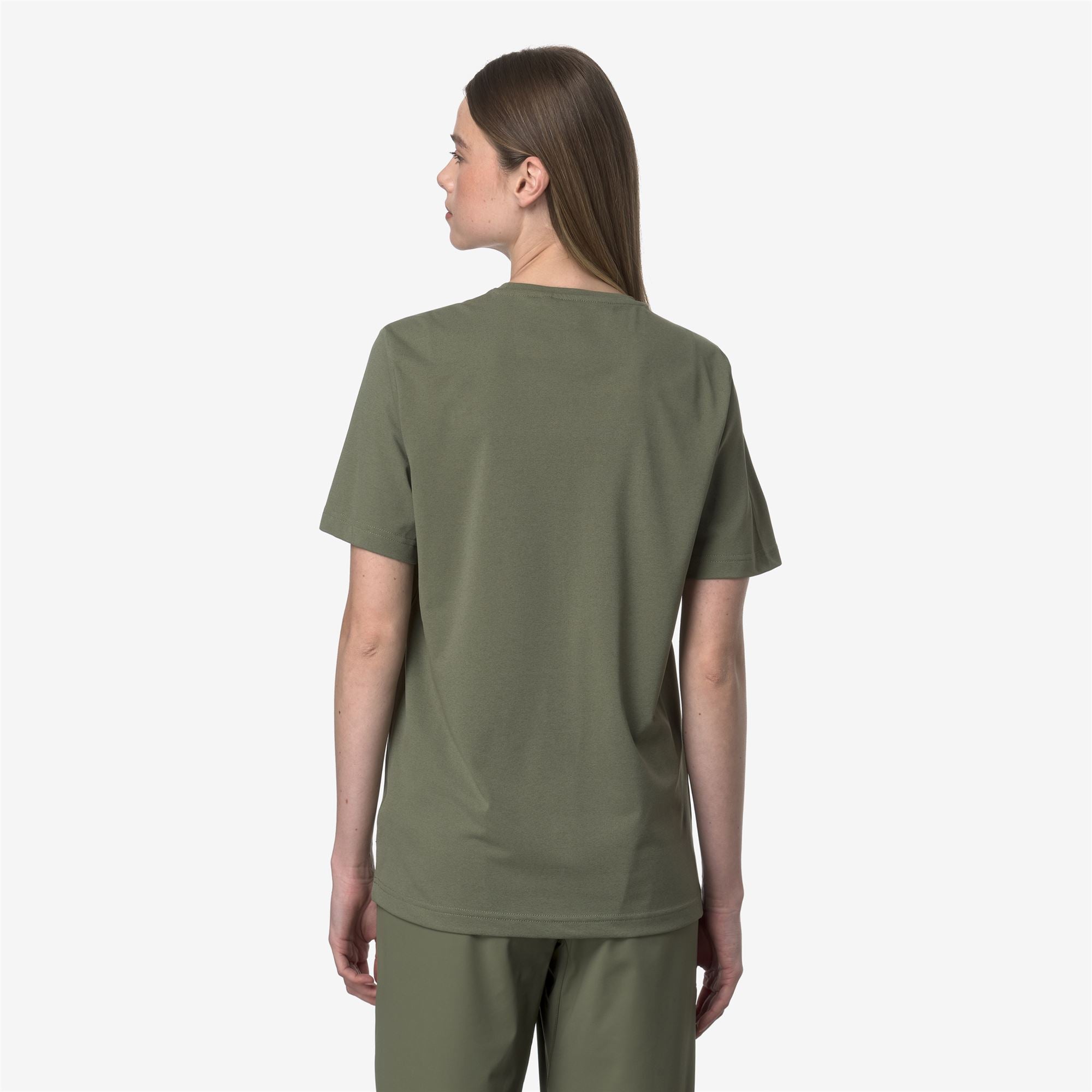 T-Shirts & Top_UNISEX_SERIL TRAVEL_T-Shirt_Green Lichen - Commercial 6