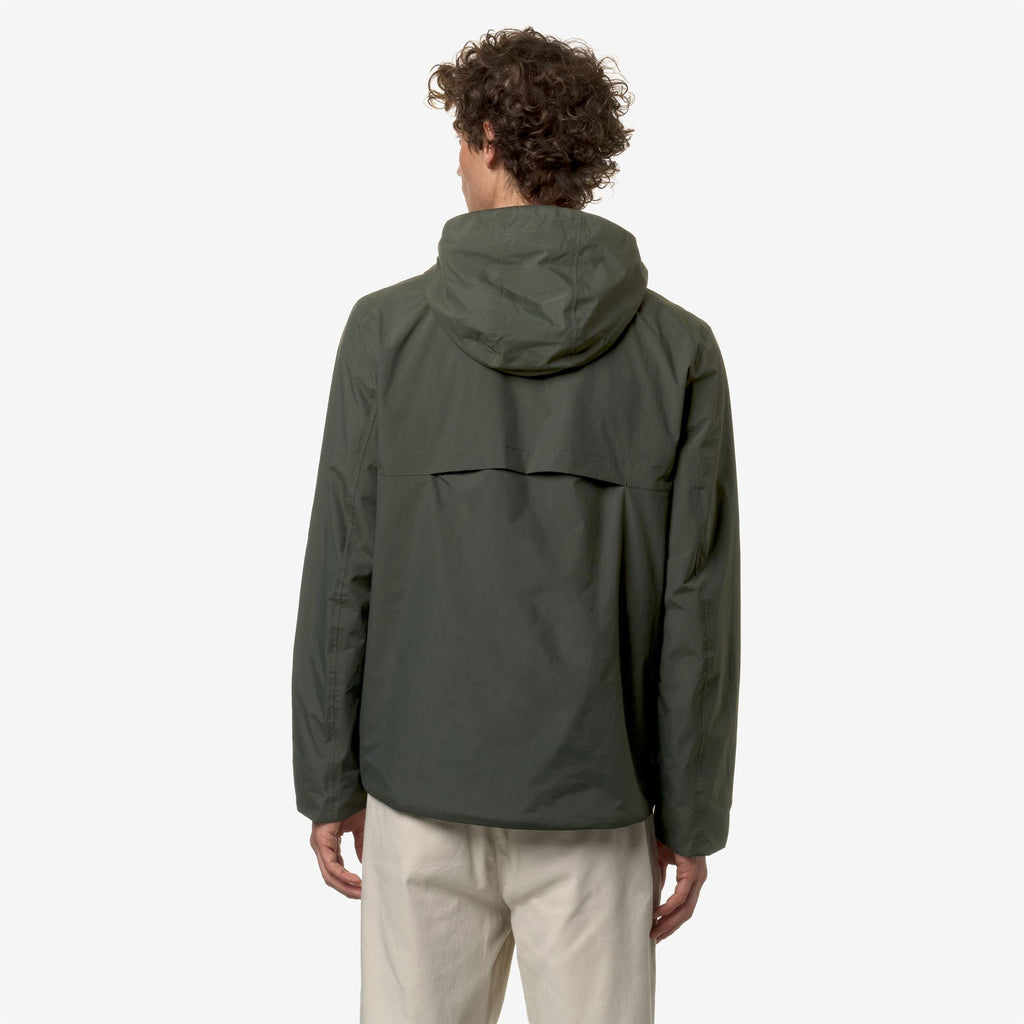 Jackets_Man_JACK OTTOMAN_Short_GREEN BLACKISH - Commercial 6