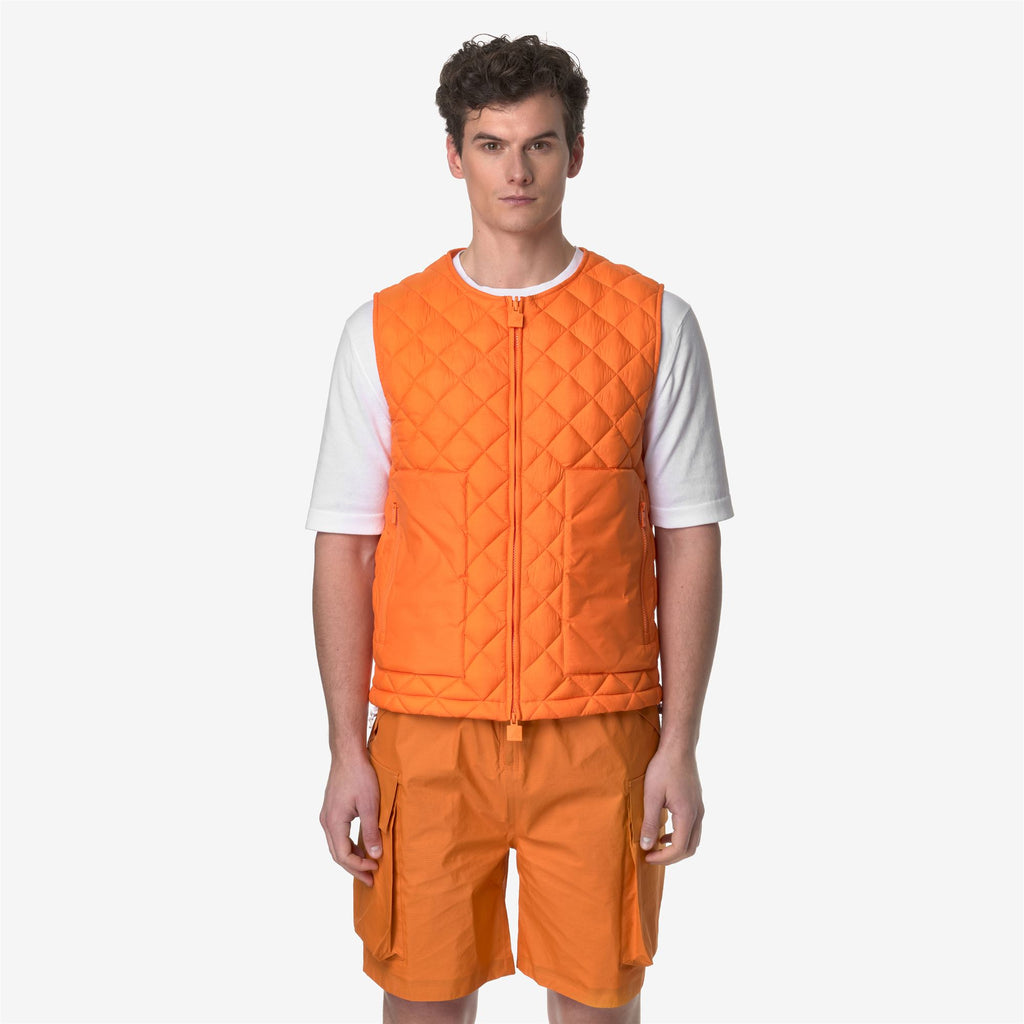 Jackets_UNISEX_BARNELY ECO LIGHT WARM_Vest_Orange - Commercial 4