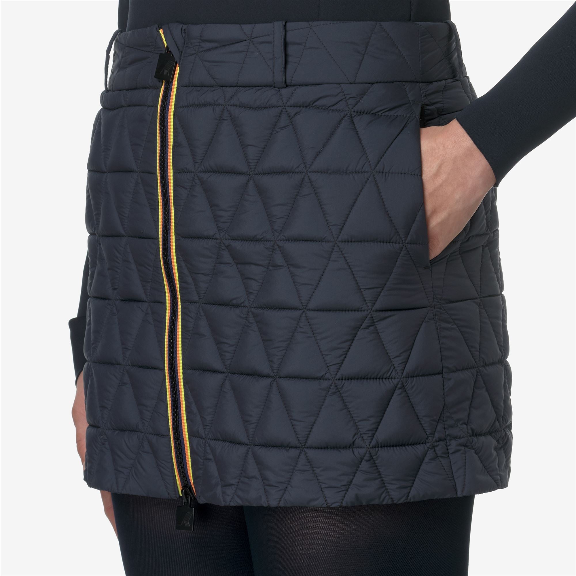Skirts_WOMAN_MINIKI TECH THERMO LIGHT_Short_Black Ash - Commercial 7