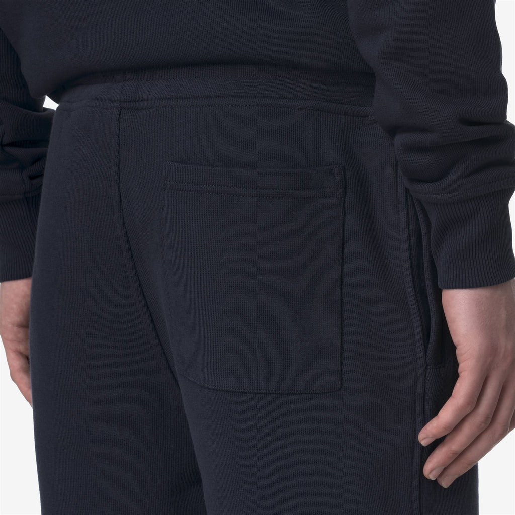 Shorts_MAN_ERIK FRENCH TERRY_Sport Shorts_Blue Depth - Commercial 7