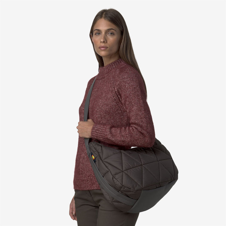 Borsa a tracolla trapuntata da donna color oliva nero per l'uso quotidiano 4