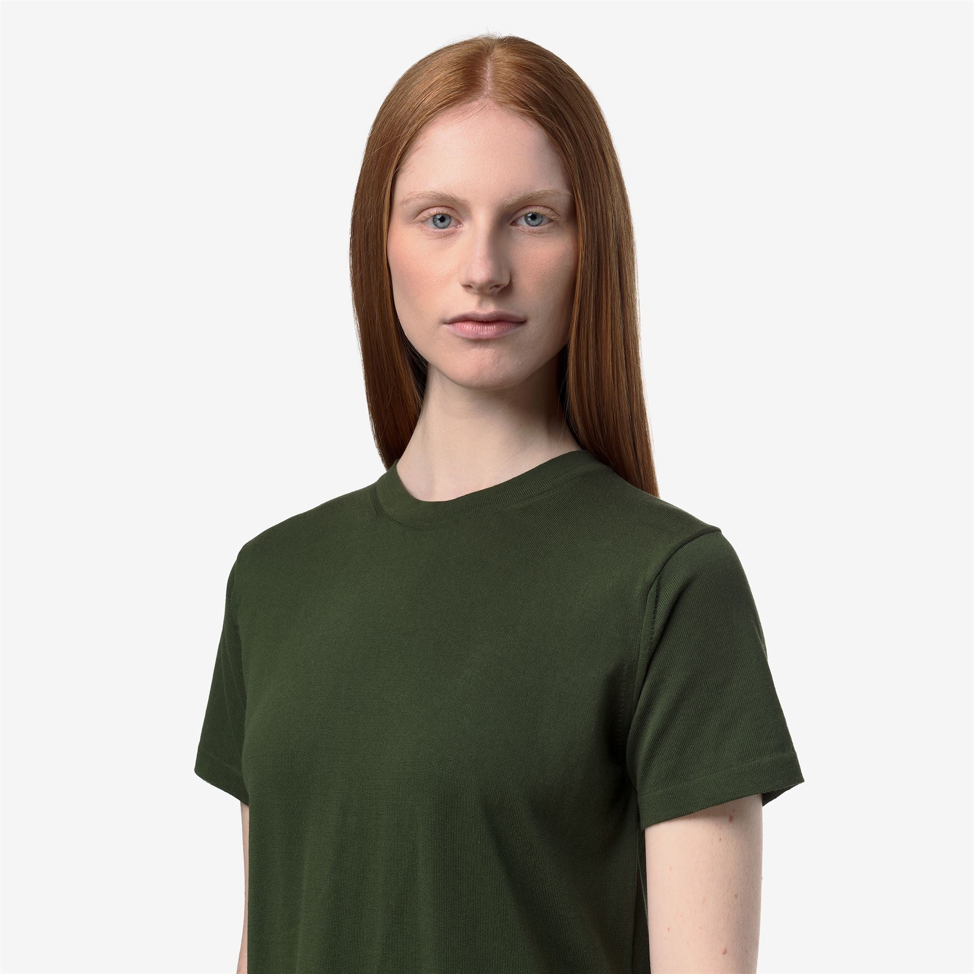 Knitwear_Woman_LASCAUX_Pull Over_Green Africa - Commercial 7
