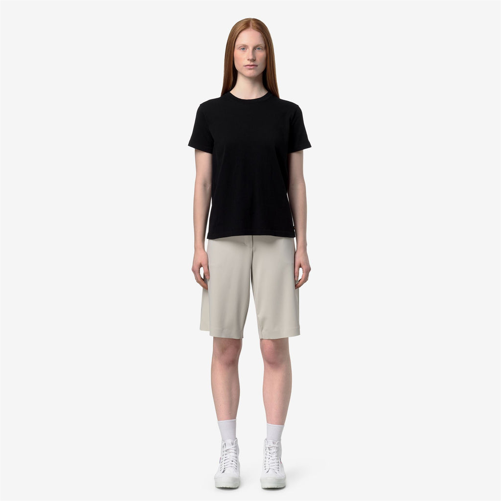 Knitwear_Woman_LASCAUX_Pull Over_Black Pure - Commercial 4