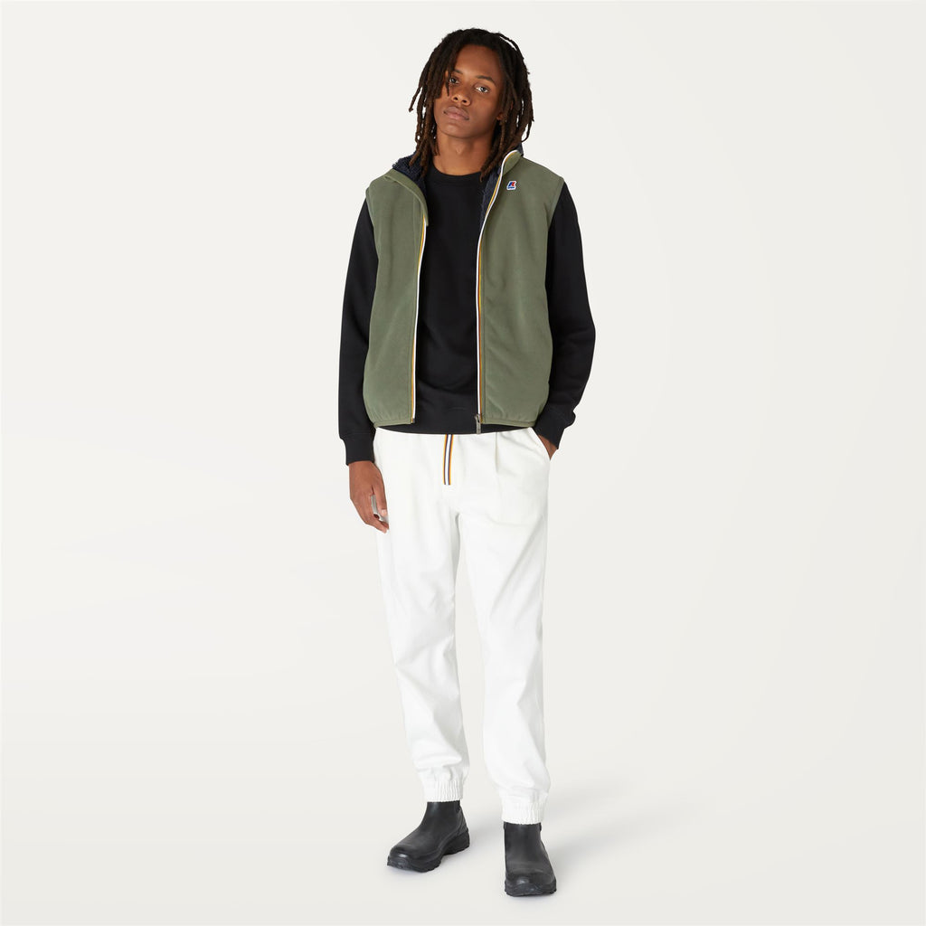Fleece_Man_YANNICK POLAR_Jacket_GREEN BLACKISH  - Blue Depth - Commercial 4