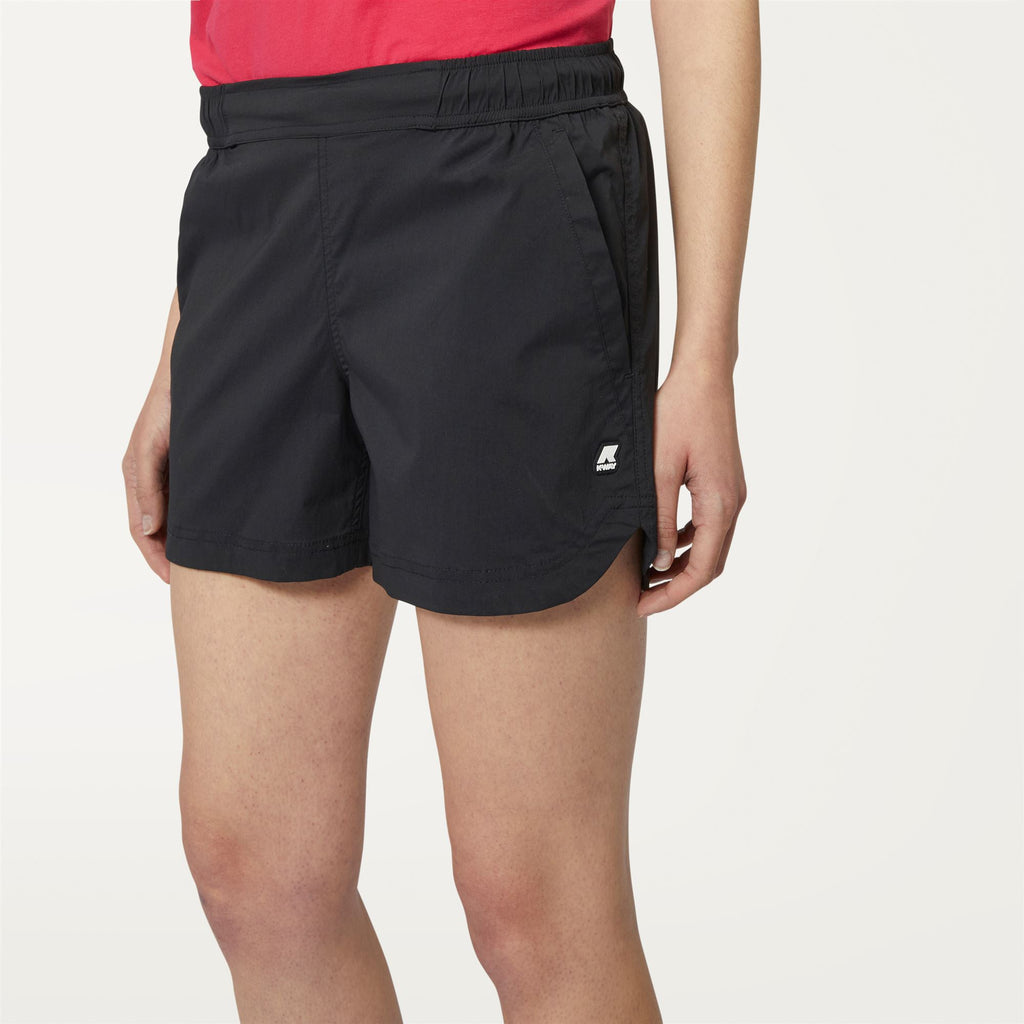 Shorts_WOMAN_HYPE_Sport Shorts_Black Pure - Commercial 7