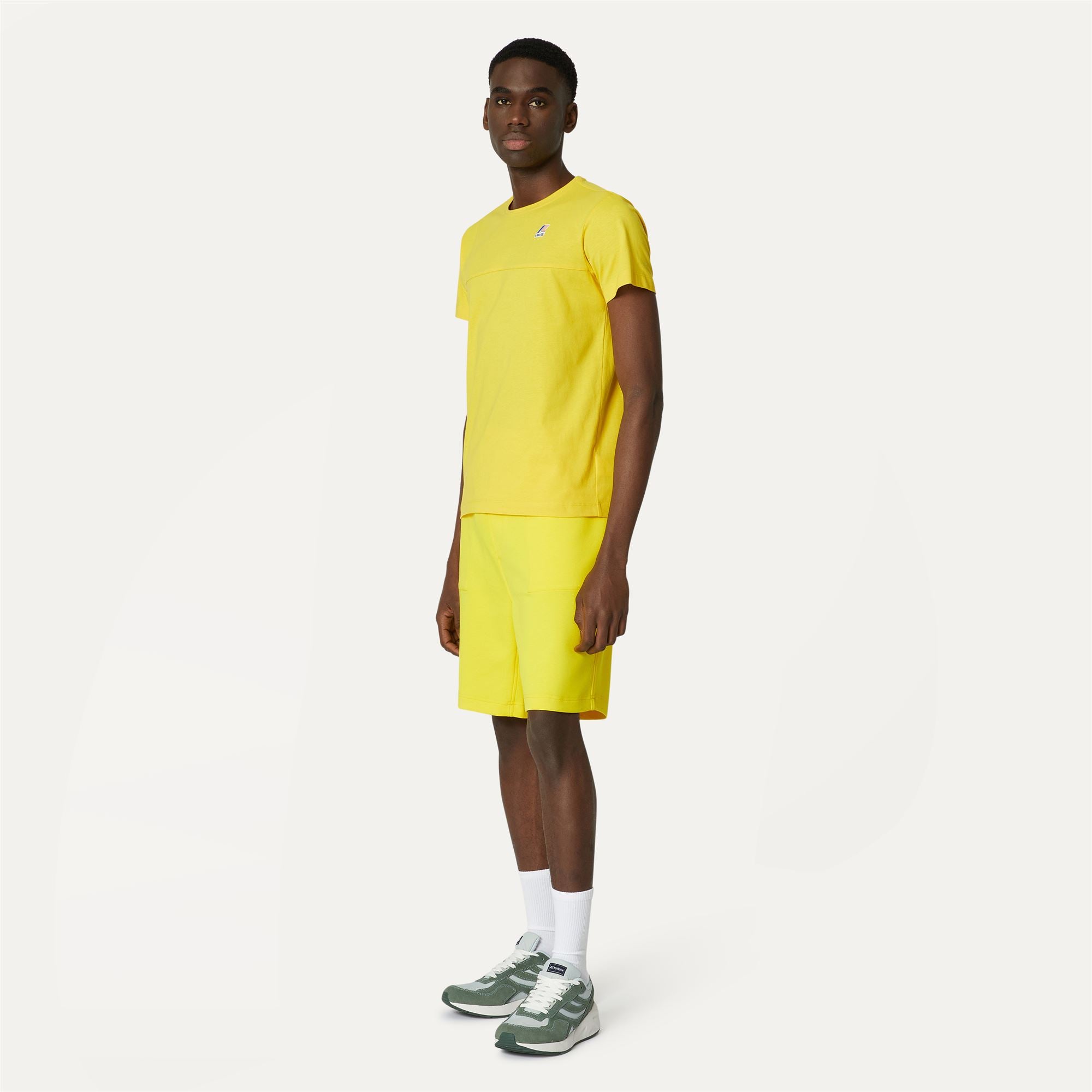 Shorts_MAN_THEOTIME LIGHT SPACER_Sport Shorts_Yellow Sunstruck - Commercial 5