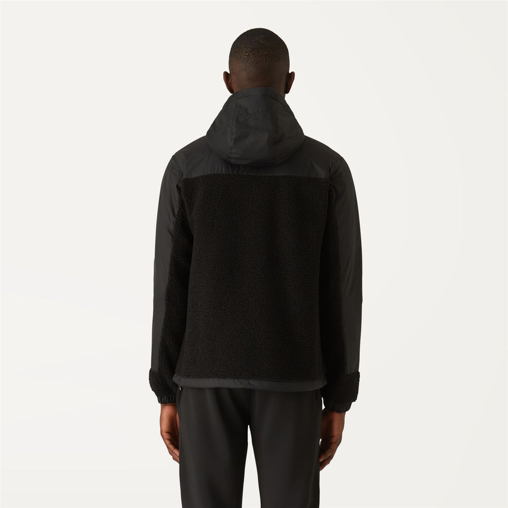 Fleece_Unisex_LE VRAI 3.0 NEIGE ORSETTO_Jacket_Black-Black Pure - Commercial 6