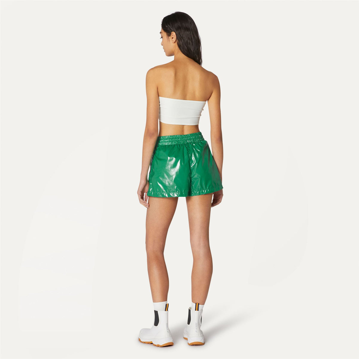 Shorts_WOMAN_SHOELLE LIGHT GLASS RIPSTOP_Sport Shorts_Green - Commercial 6