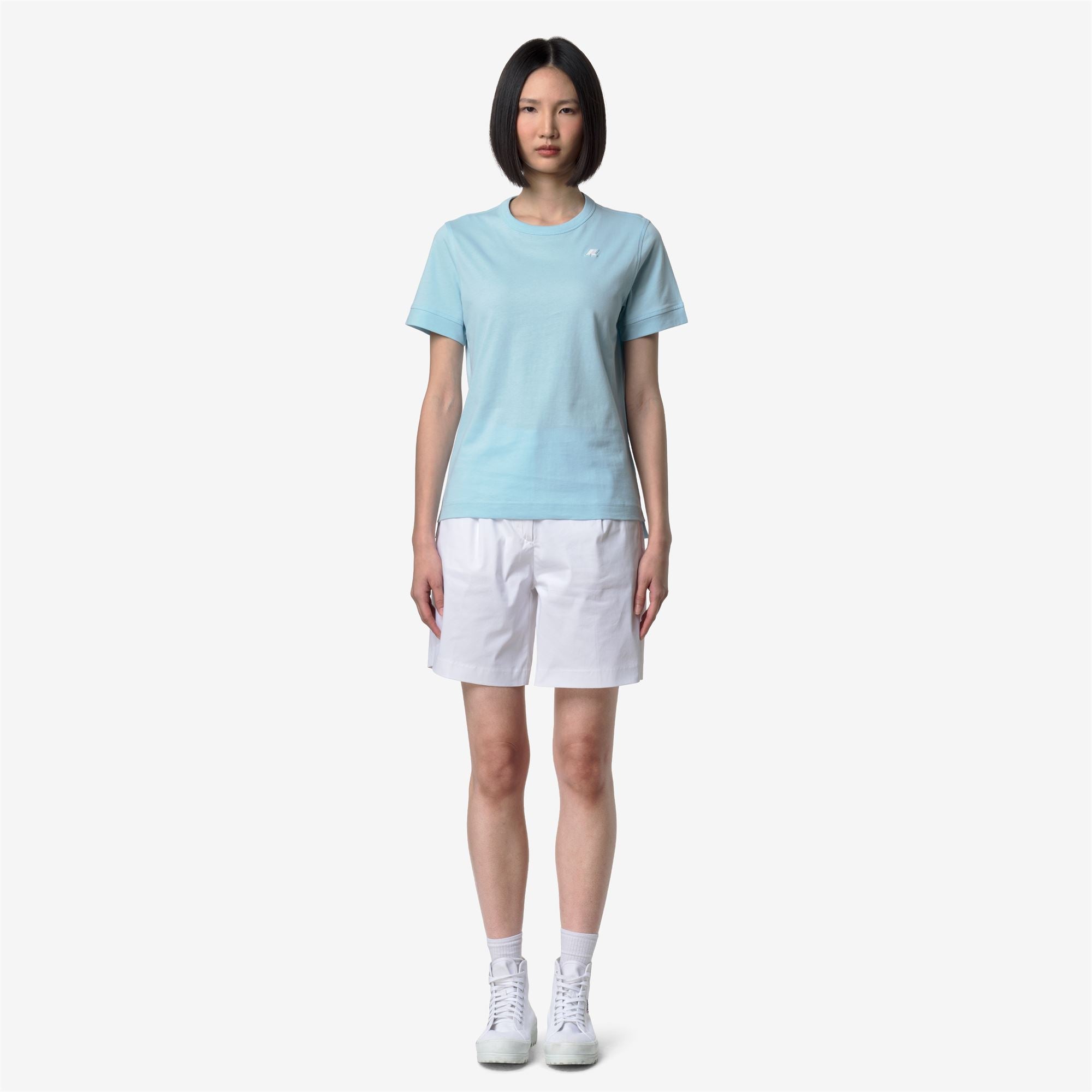 T-Shirts & Top_Woman_EMEL JERSEY_T-Shirt_Blue Dream - Commercial 4