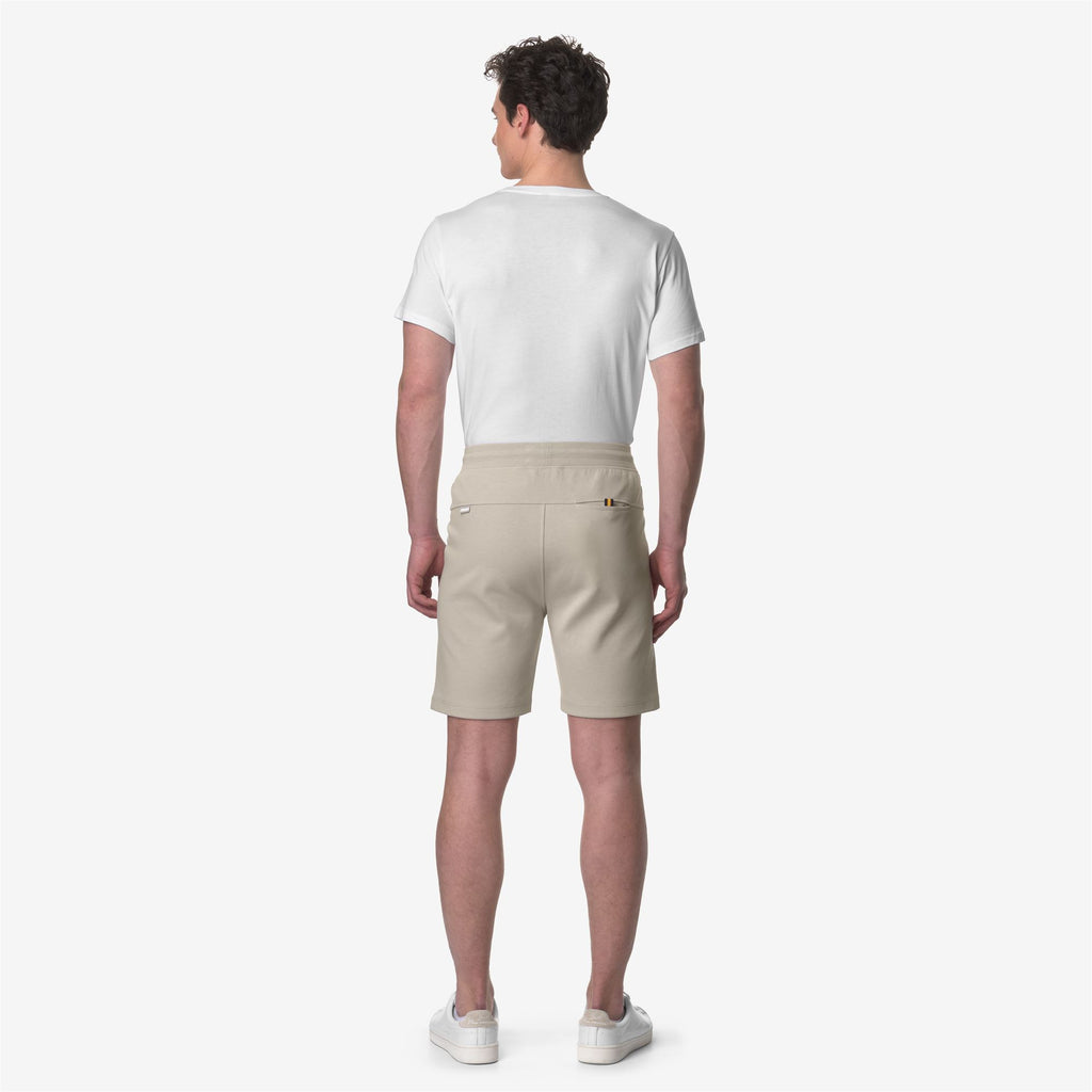 Shorts_MAN_KENY INTERLOCK_Sport Shorts_BEIGE LT - Commercial 6