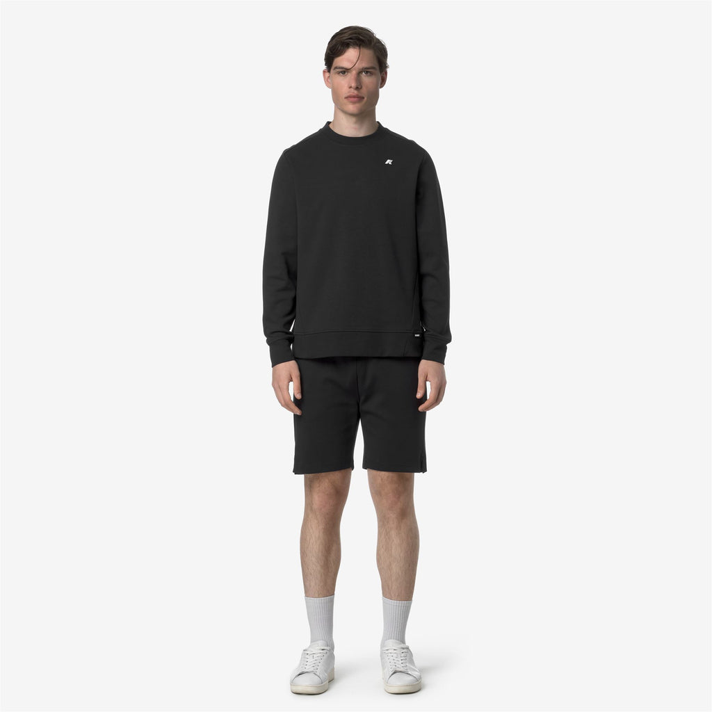Shorts_MAN_KENY INTERLOCK_Sport Shorts_Black Pure - Commercial 4