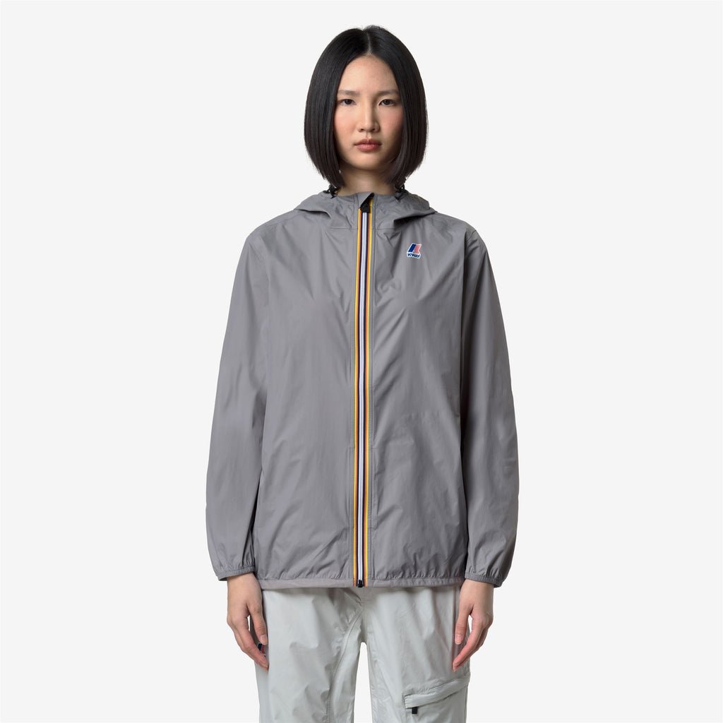 Jackets_UNISEX_LE VRAI 4.0 CLAUDE_Mid_Grey Frost - Commercial 4