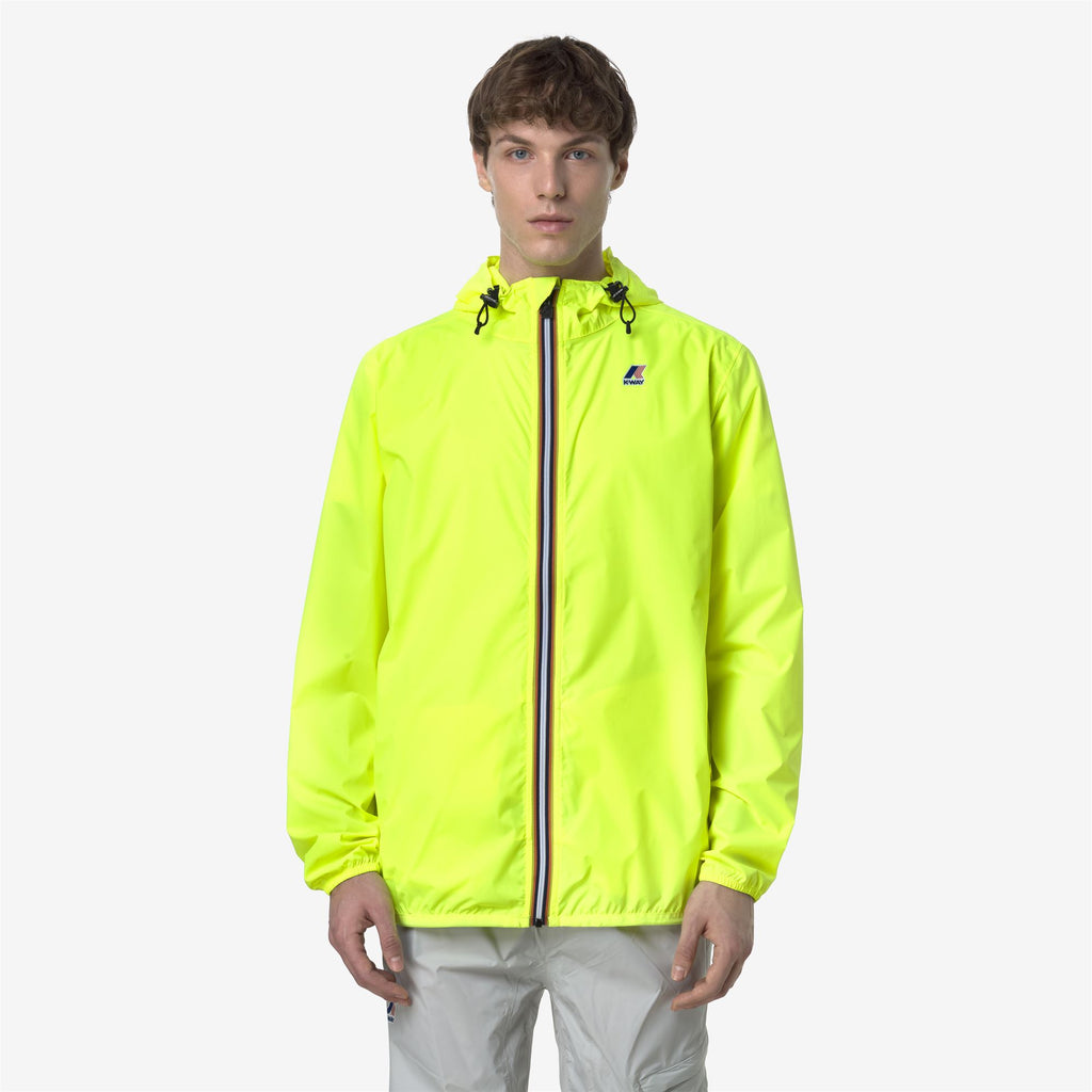 Jackets_UNISEX_LE VRAI 4.0 CLAUDE_Mid_Yellow Soleil - Commercial 4