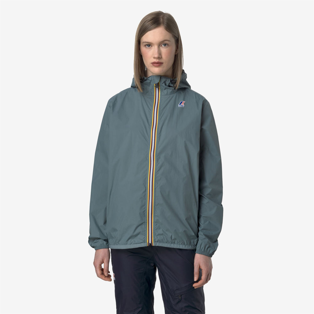 Jackets_UNISEX_LE VRAI 4.0 CLAUDE_Mid_Green Iron - Commercial 4