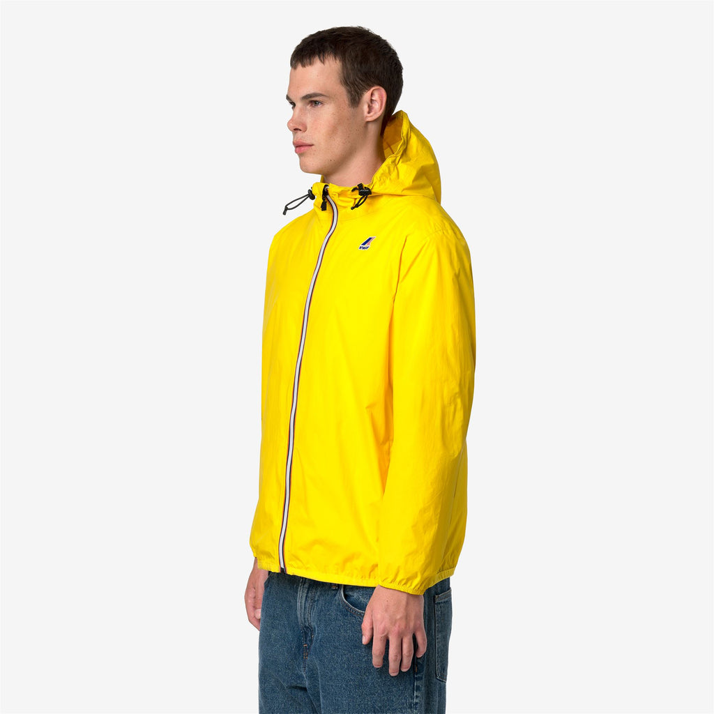 Jackets_UNISEX_LE VRAI 4.0 CLAUDE_Mid_Yellow Dk - Commercial 5