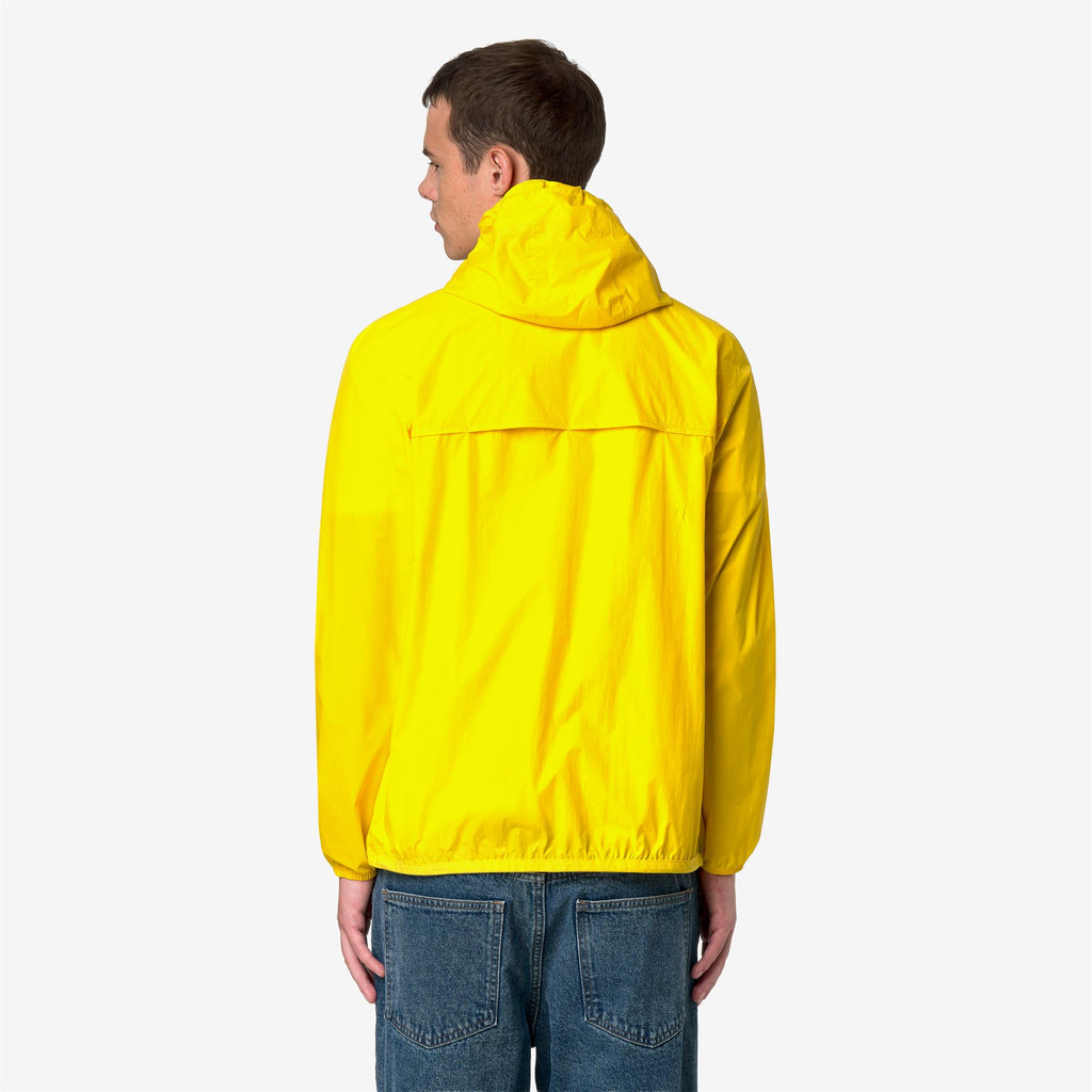 Jackets_UNISEX_LE VRAI 4.0 CLAUDE_Mid_Yellow Dk - Commercial 6