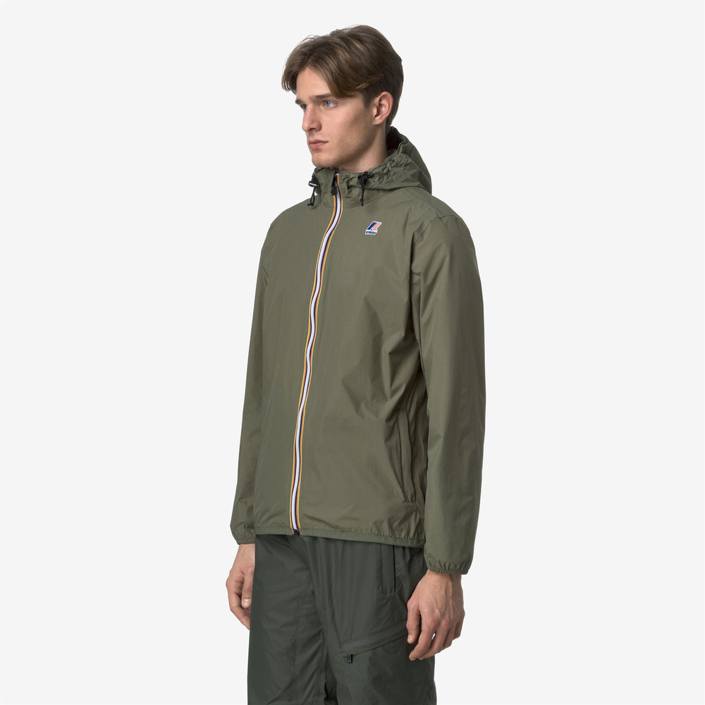 Chaqueta unisex plegable resistente al clima verde líquen 02