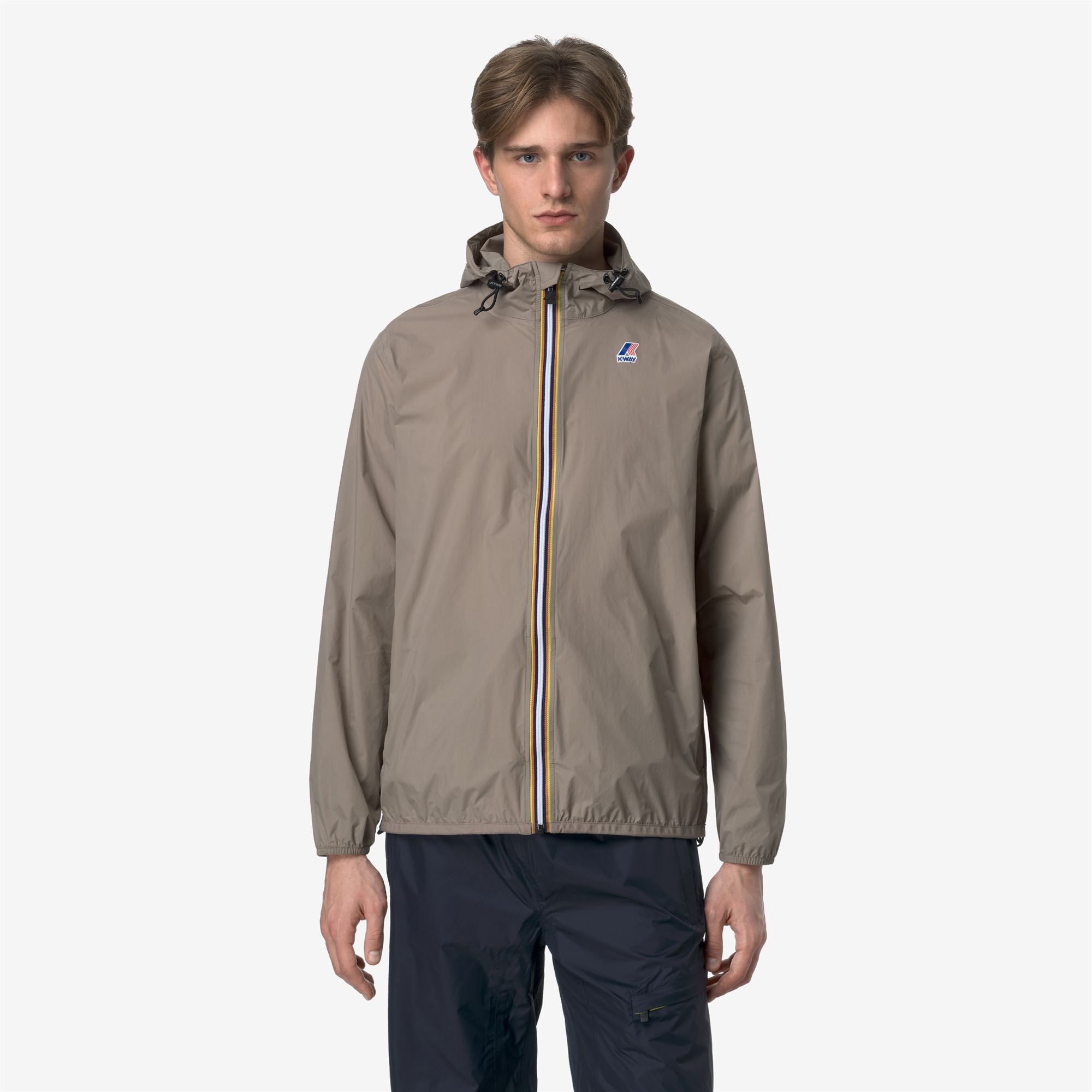 Jackets_UNISEX_LE VRAI 4.0 CLAUDE_Mid_Beige Taupe - Commercial 2