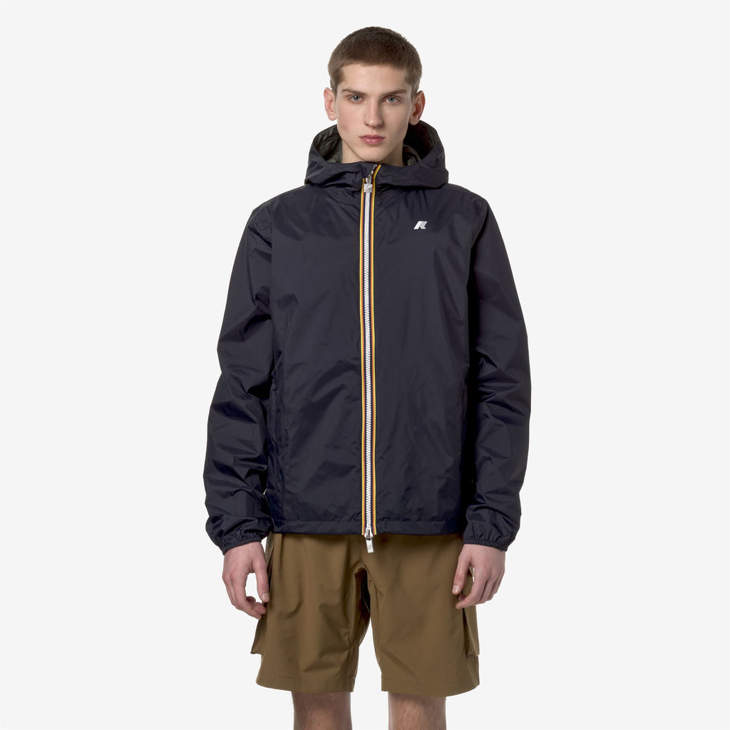 Jackets_MAN_JAKE PLUS.2 DOUBLE_Short_Blue D-Green B - Commercial 4