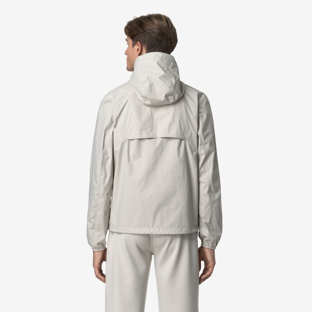 Chaqueta corta impermeable reversible para hombre beige y azul 02