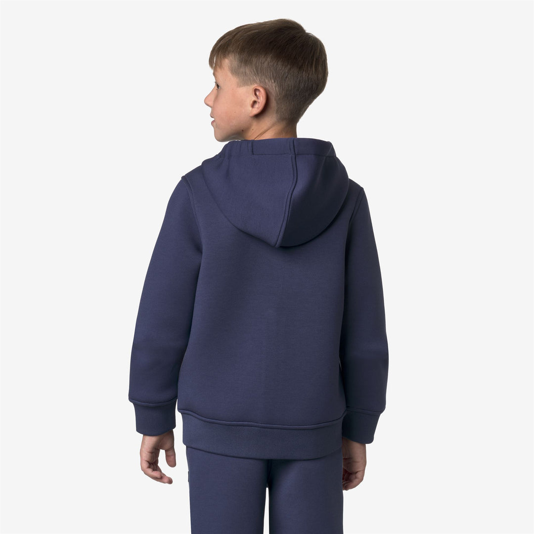 Chaqueta polar ligera con capucha para niño en color cobalto intenso main