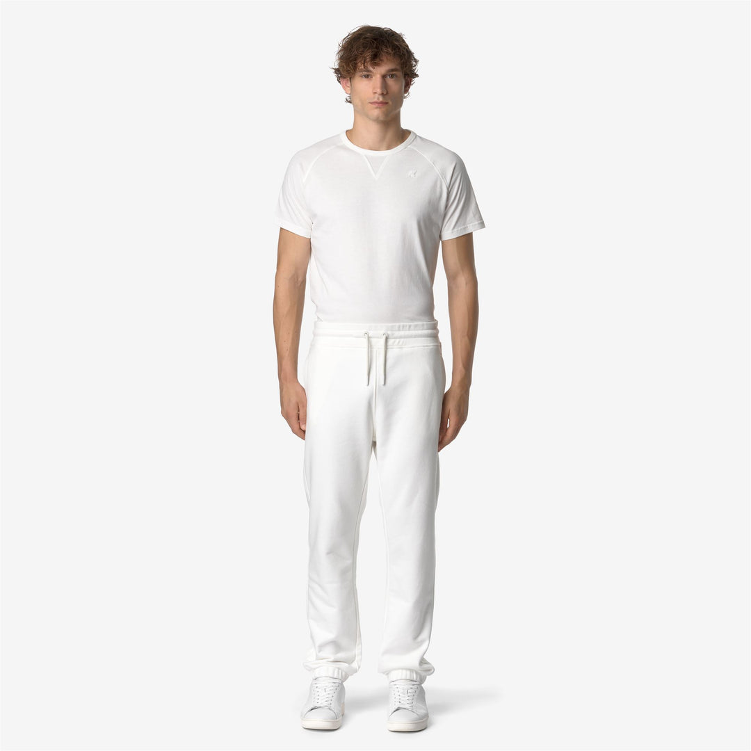 Pantalones de chándal para hombre en gris y blanco con cintura ajustable 01