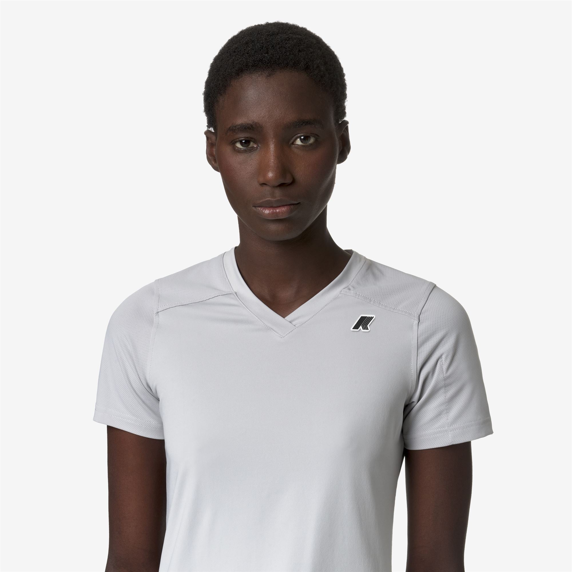 T-Shirts & Top_Woman_GANNAT_T-Shirt_Grey Ash - Commercial 7